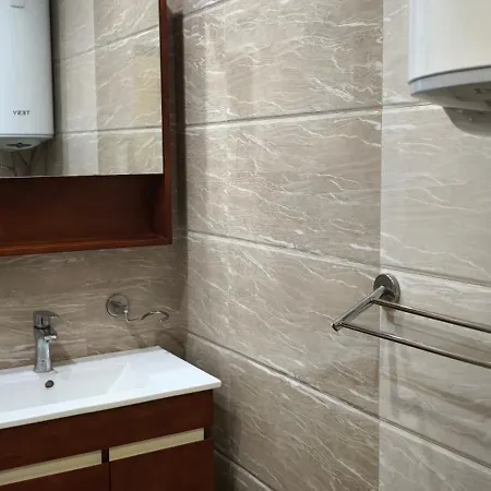 One Bedroom 2 - Restaurant Stadium *