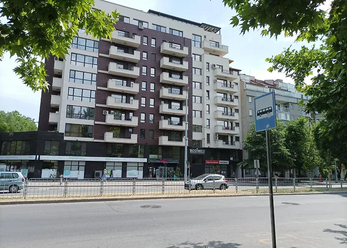 One Bedroom 2 - Restaurant Stadium